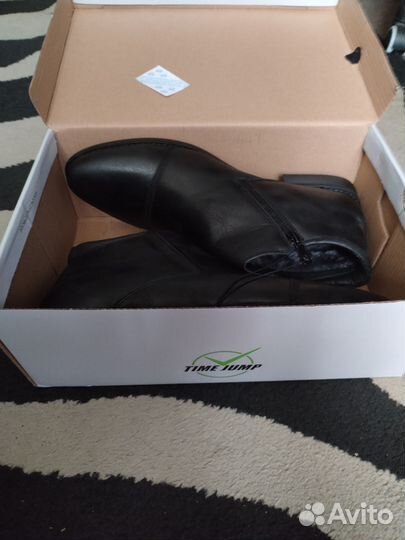 Ботинки зима, кожа, нат.мех,43 р. Новые