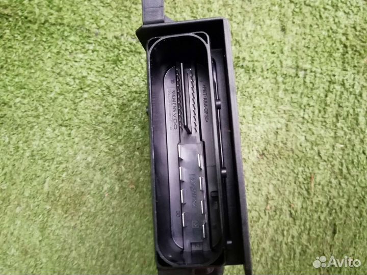 Volkswagen Passat B6 Блок стояночного тормоза