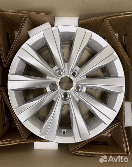 Новые Las Minas R16 лля Volkswagen Polo