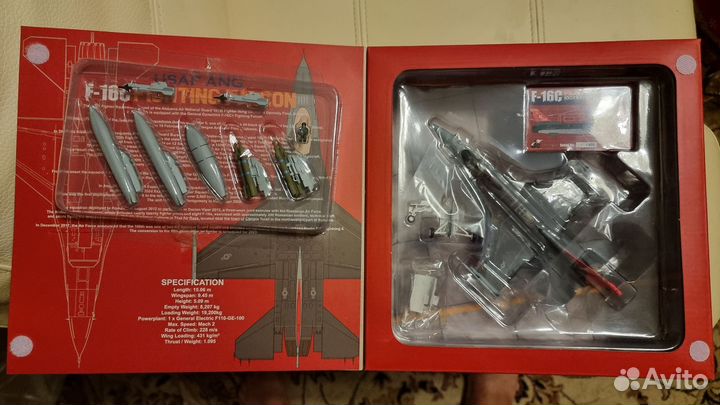 Модель самолета F-16 масштаб 1/72