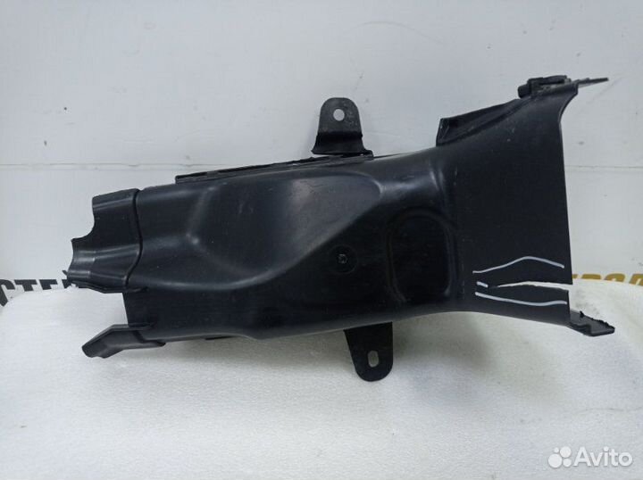 Воздуховод тормозного механизма передний правый