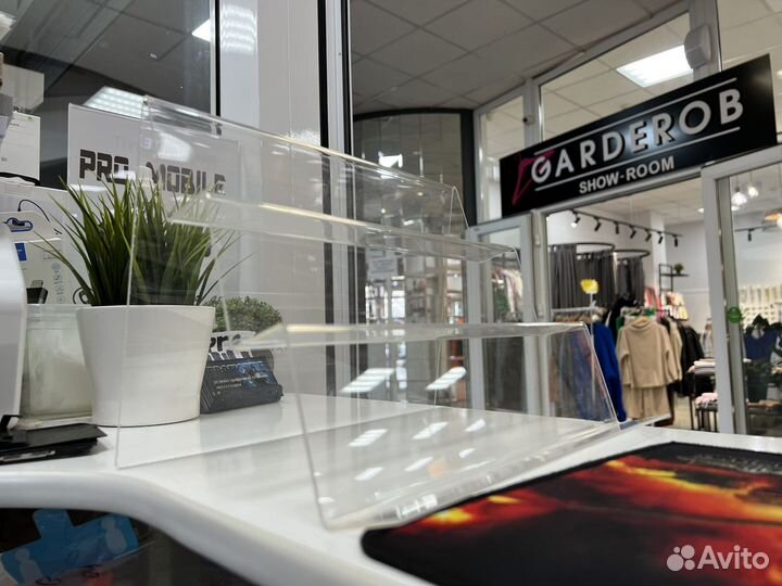 Подставка для телефонов 3 Ярусная