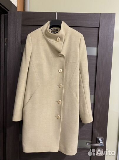 Пальто женское 46 б/у