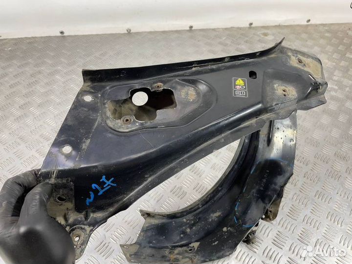 Кронштейн фары левый Mercedes-Benz Ml550 W164 M273