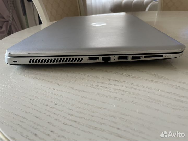 HP envy 17
