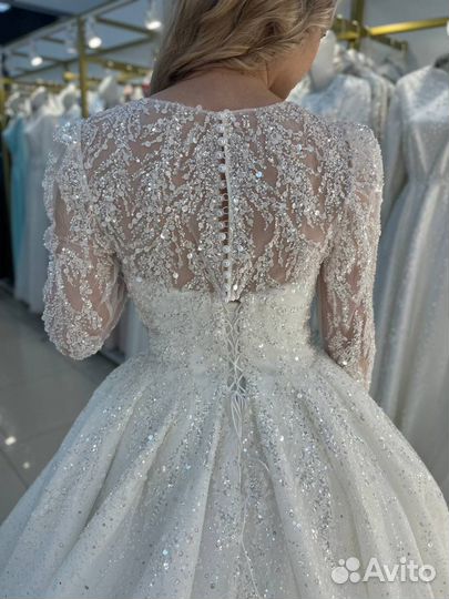 Платье свадебное