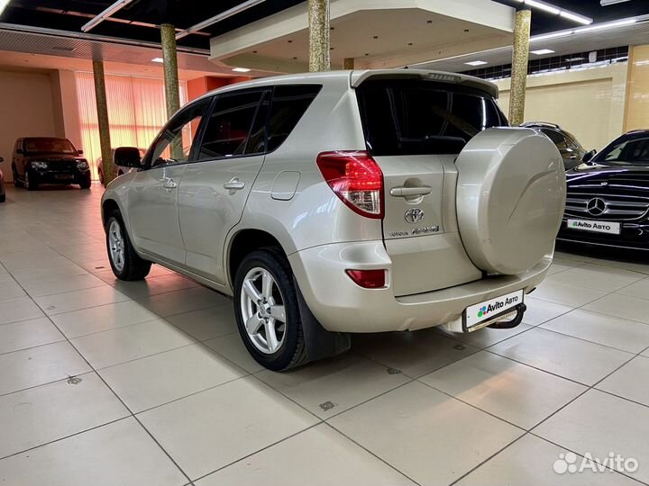 Toyota RAV4 2.0 AT, 2006, 210 167 км