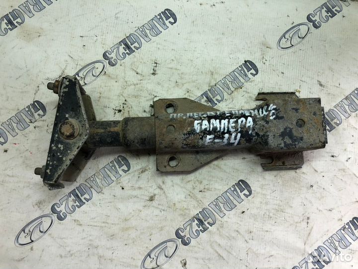 Кронштейн переднего бампера bmw e34