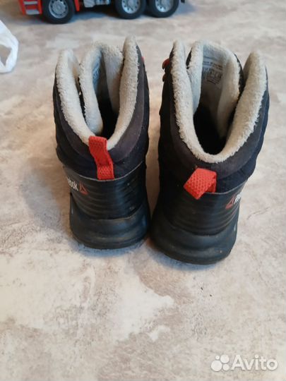 Ботинки демисезонные Reebok