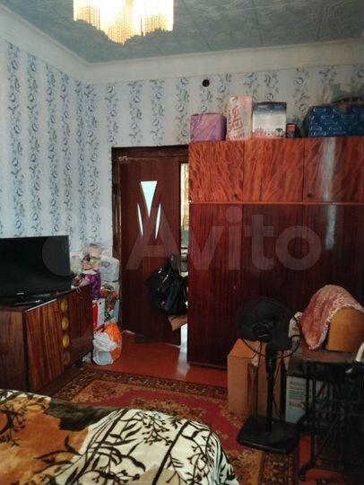 4-к. квартира, 84 м², 2/4 эт.