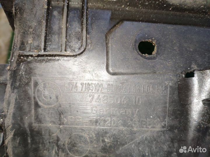 Воздуховод передний Bmw 535I E60 N54