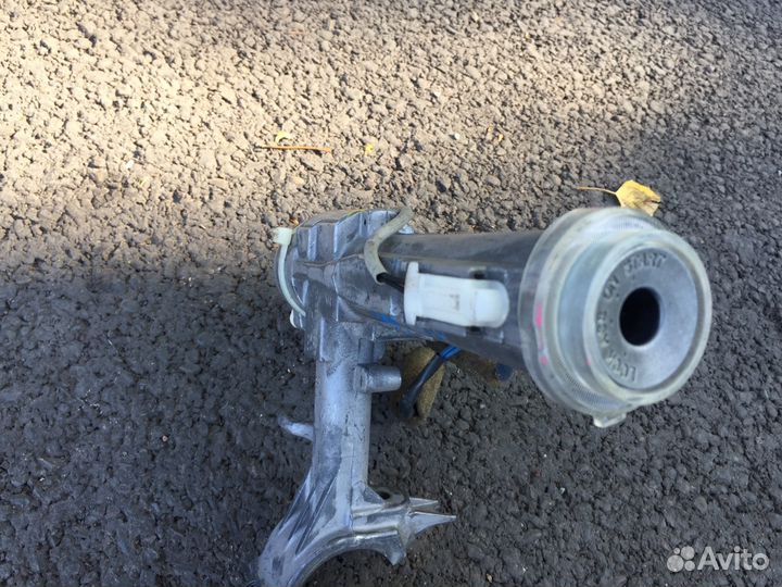 Ключ зажигания на Toyota Harrier MCU-15