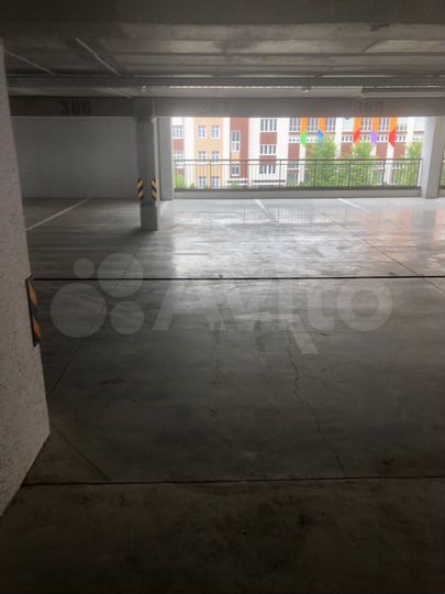 Машиноместо, 13 м²