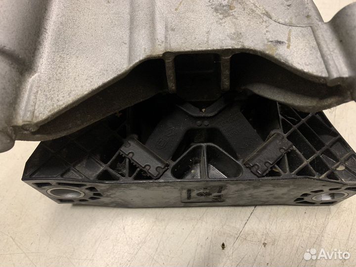 Опора двигателя правая Nissan Almera (G15)