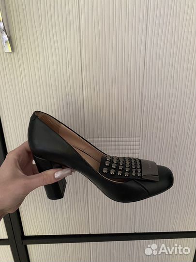 Туфли женские 35 размер