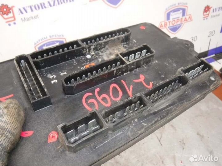 Блок предохранителей Ваз 21099 21083 1999