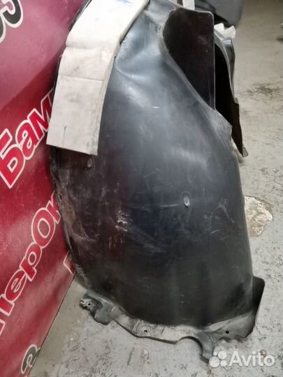 Подкрылок передний левый Volkswagen Tiguan