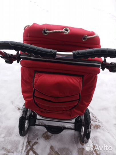 Детская прогулочная коляска всесезонная