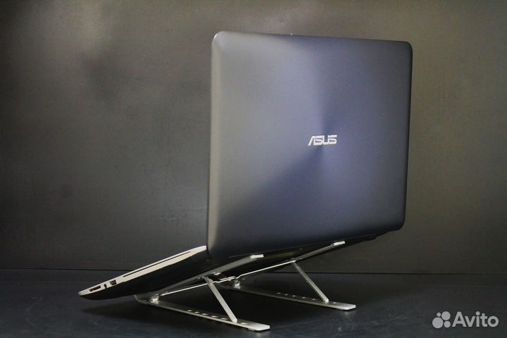 Игровой средний ноутбук Asus