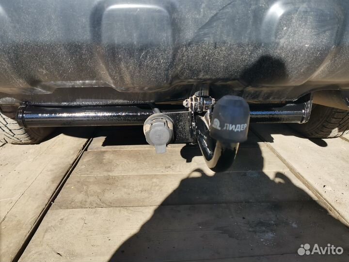 Фаркоп (тсу) для Renault Duster