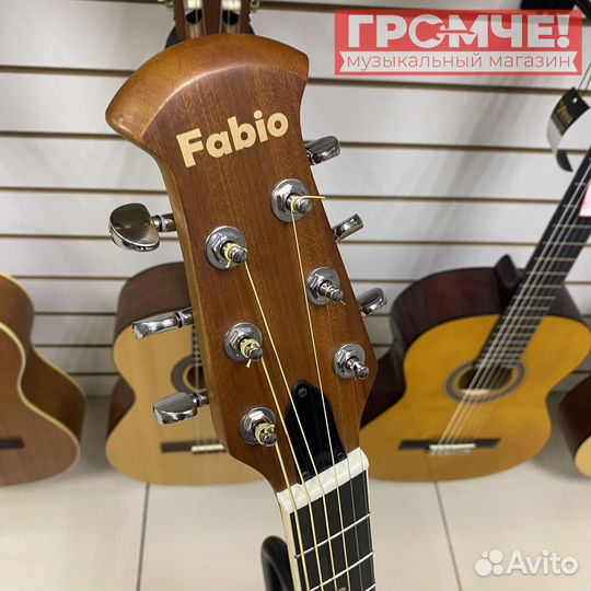 Электроакустическая гитара Ovation Fabio