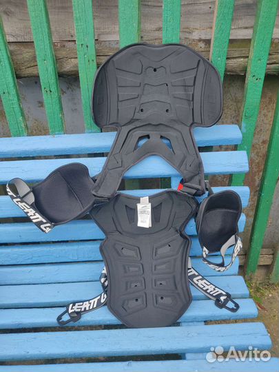 Панцирь Leatt 5.5 pro s-xl