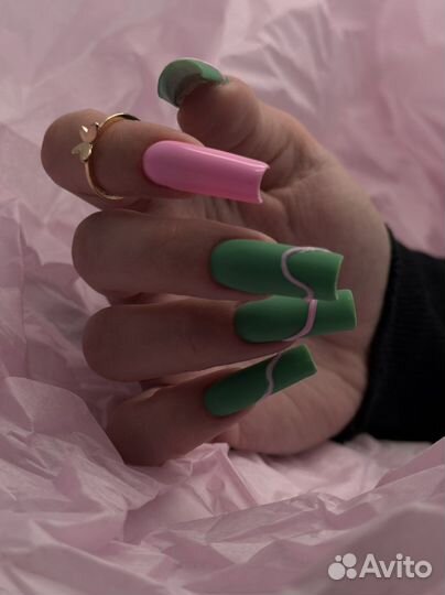Наращивание ногтей с покрытием