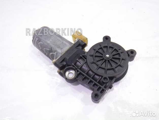 Моторчик заднего правого стеклоподъемника 01308217