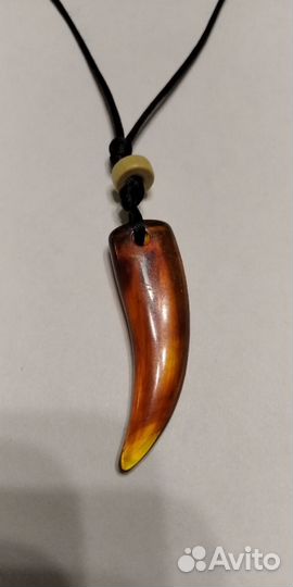 Подвеска клык