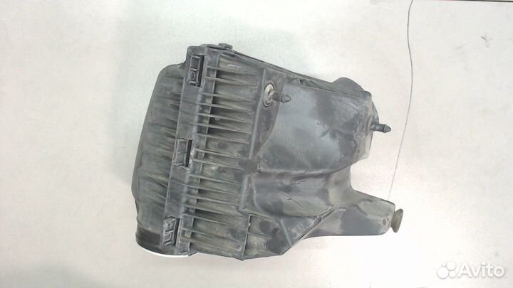 Корпус воздушного фильтра Volkswagen Touareg, 2007