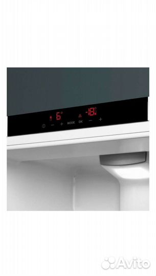 Встраиваемый холодильник Smeg C8174N3E