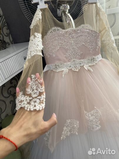 Нарядное детское платье для девочки