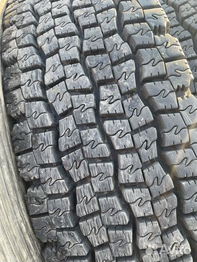 Dunlop 10r22.5 (295/75/22.5) б/п РФ