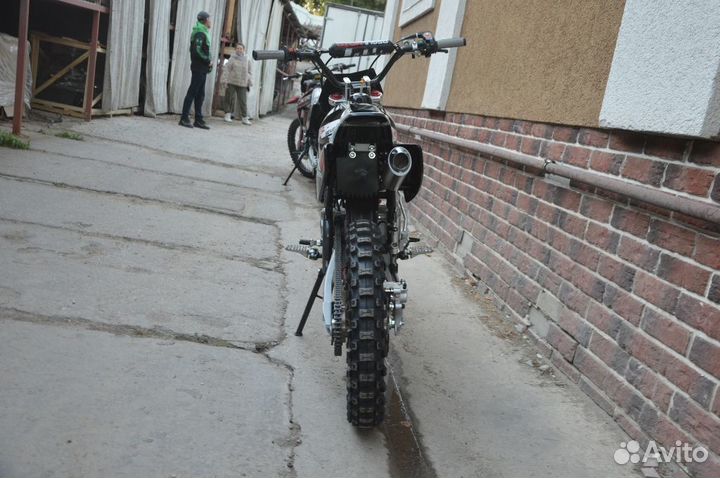 Питбайк Regulmoto seven medalist 150сс 16/19