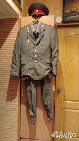 Военная форма и снаряжение са