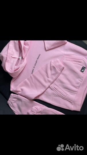 Спортивный детский костюм