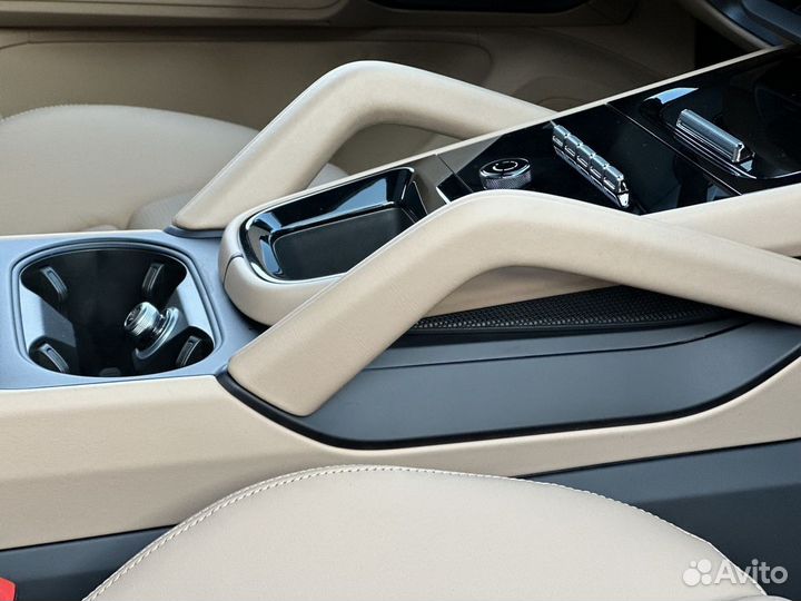 Porsche Cayenne 3.0 AT, 2024, 5 км