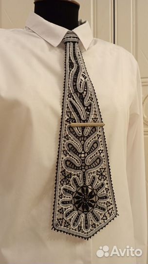 Галстук кружевной