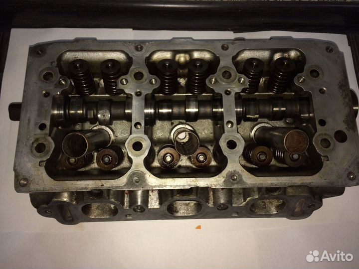 Головка блока целиндров Chrysler 300m 3.5L