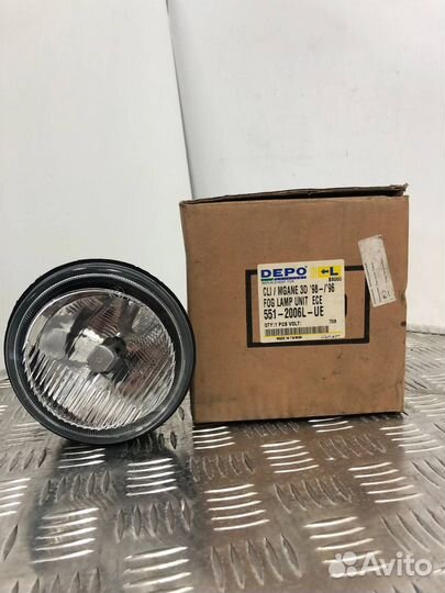 Фара противотуманная (левая ) depo