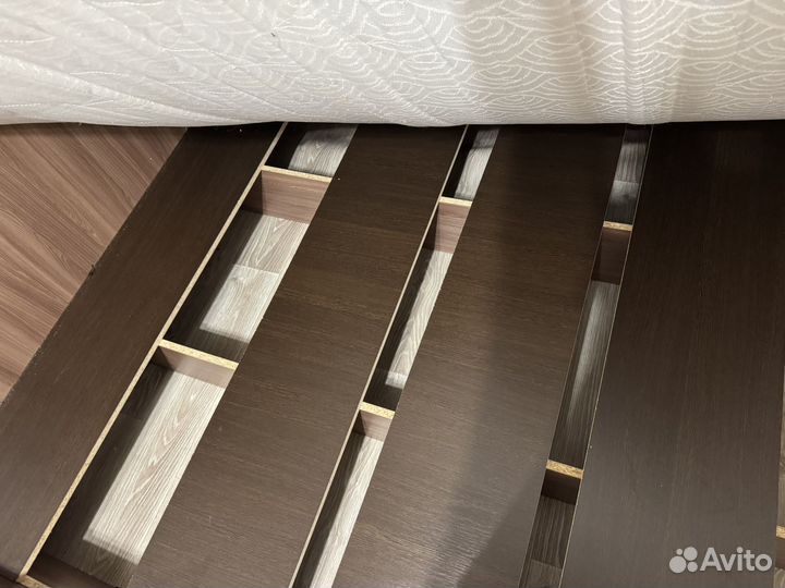 Кровать с матрасом бу