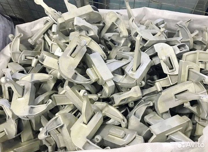 Замки для опалубки. замки бу (продажа\выкуп)