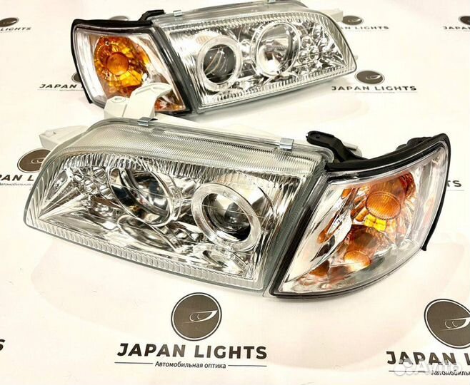 Фары линзовые передние Toyota Corona/Caldina 190
