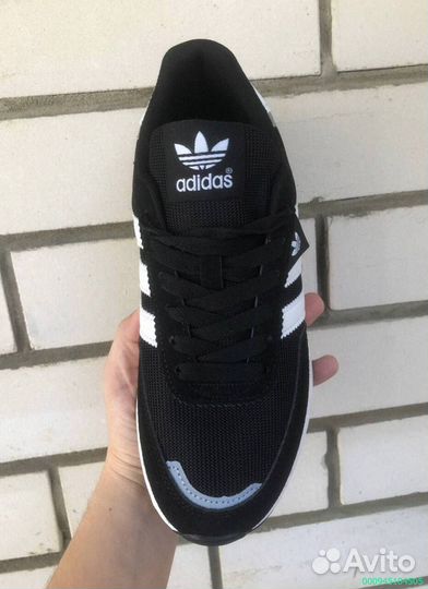 Adidas: комфортные кроссовки для мужчин