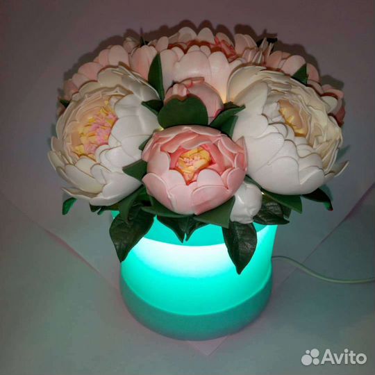 Букеты-светильники, ростовые цветы, ночники