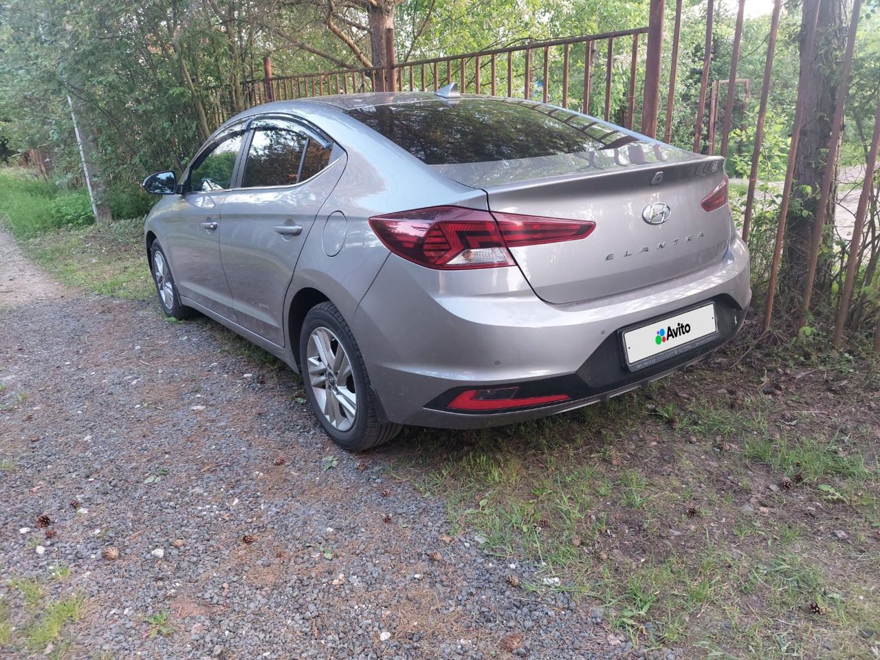 Hyundai Elantra: фото владельца