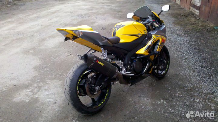 Suzuki GSX-R1000 K7