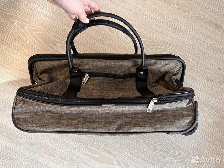 Сумка дорожная на колесиках ручная кладь