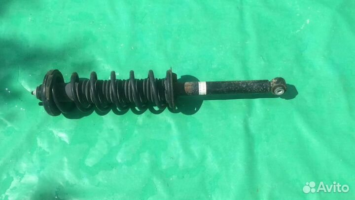 Стойка задняя левая Хонда Аккорд 7 2002-2007