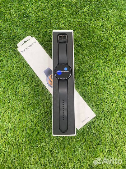 Смарт-часы Samsung Galaxy Watch4 SM-R870